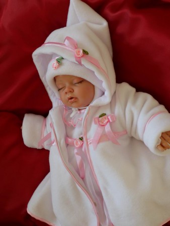 6-częściowy polarowy komplecik do Chrztu - MELANIA. Cena: 48GBP.